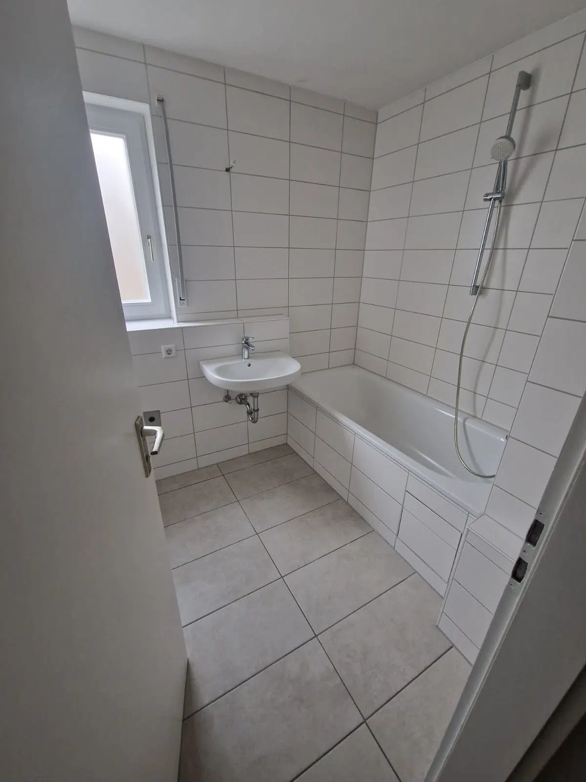 Wohnungsreinigung Stuttgart | Schnell Entrümpelung & Haushaltsauflösung Stuttgart Wohnungsreinigung Stuttgart